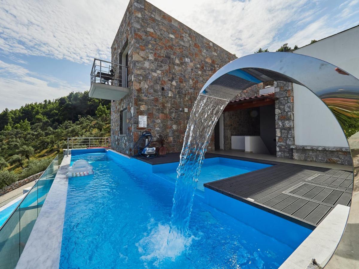 Villa Sky Sea & Megali Ammos (Skiathos)